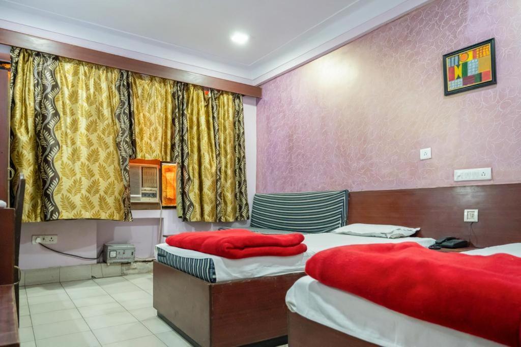 Hotel Prayag Allāhābād Junction Kültér fotó