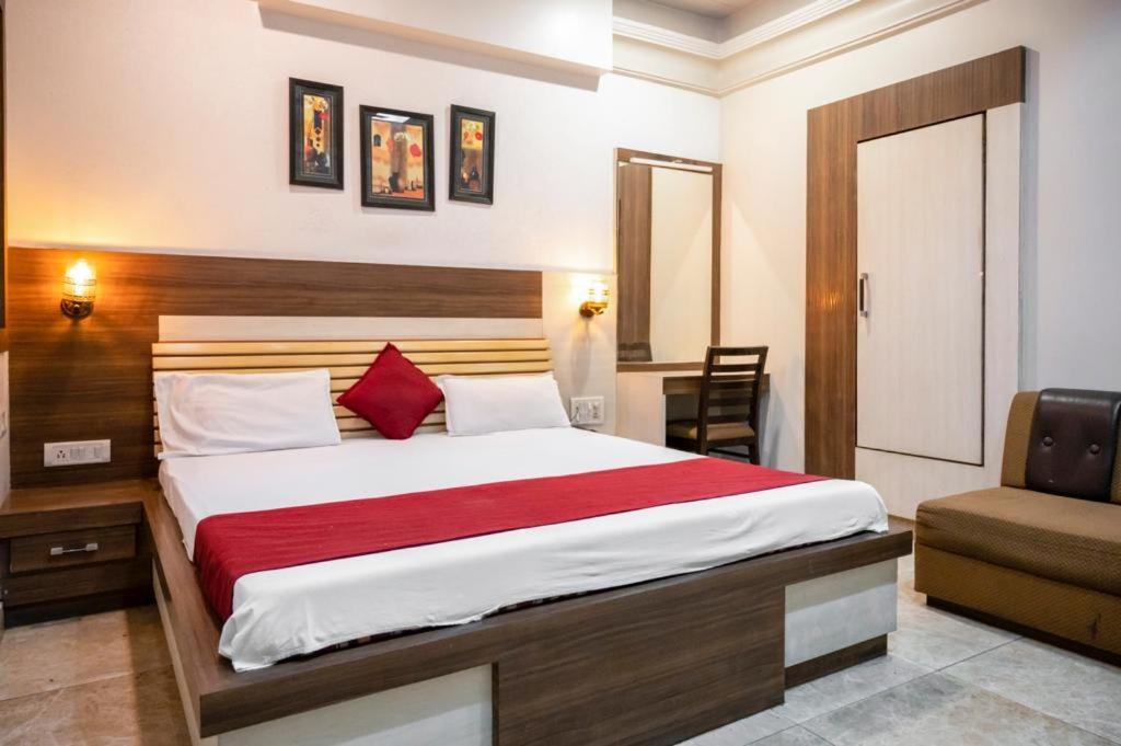Hotel Prayag Allāhābād Junction Kültér fotó